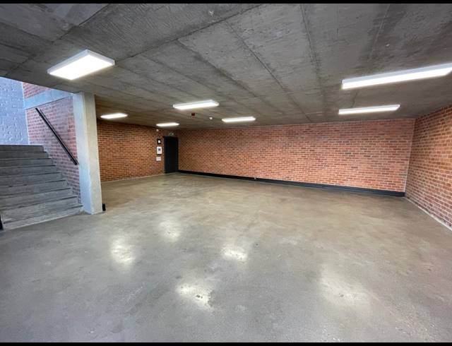 877M² WAREHOUSE TO LET IN RIVERSANDS